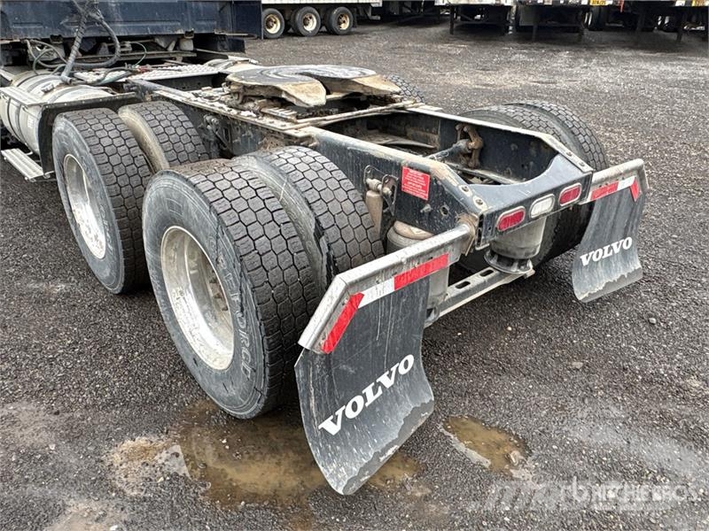 Volvo VNL Trekkers