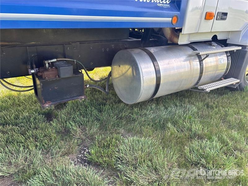 Volvo VNL 6x4 Grain Truck 农用/粮食运输车