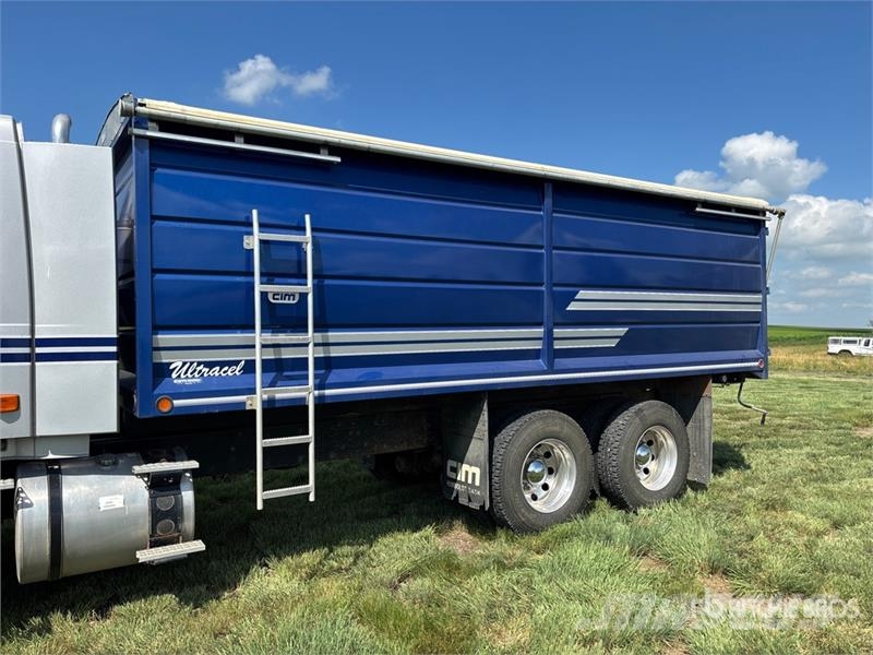 Volvo VNL 6x4 Grain Truck 农用/粮食运输车
