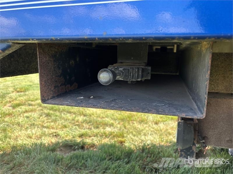Volvo VNL 6x4 Grain Truck 农用/粮食运输车