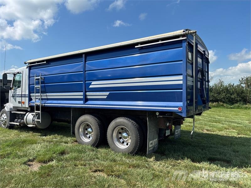 Volvo VNL 6x4 Grain Truck 农用/粮食运输车