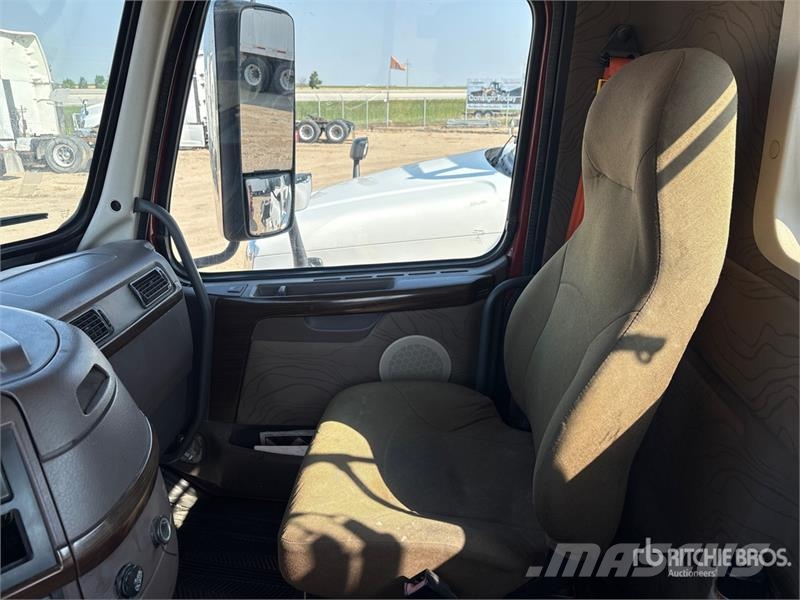 Volvo VNL300 6x4 T/A Day Cab Truck Tractor Prime Movers