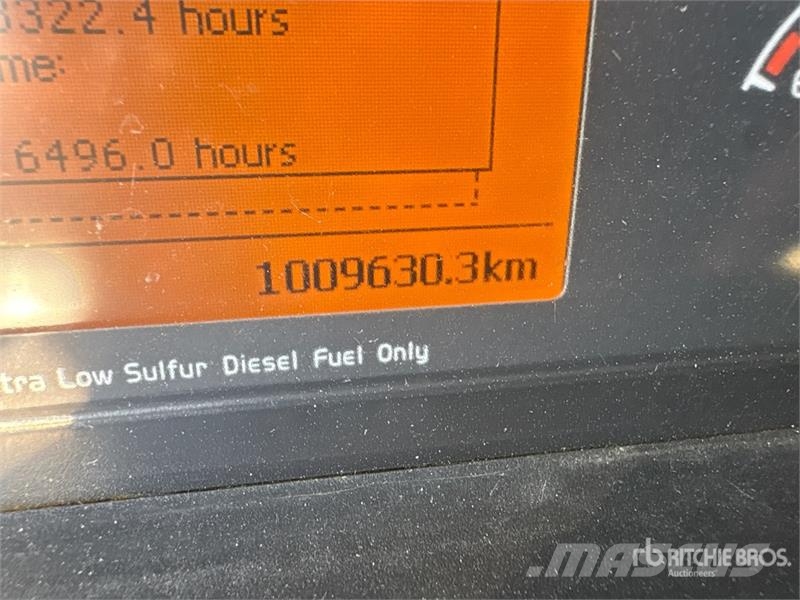 Volvo VNL300 6x4 T/A Day Cab Truck Tractor Prime Movers