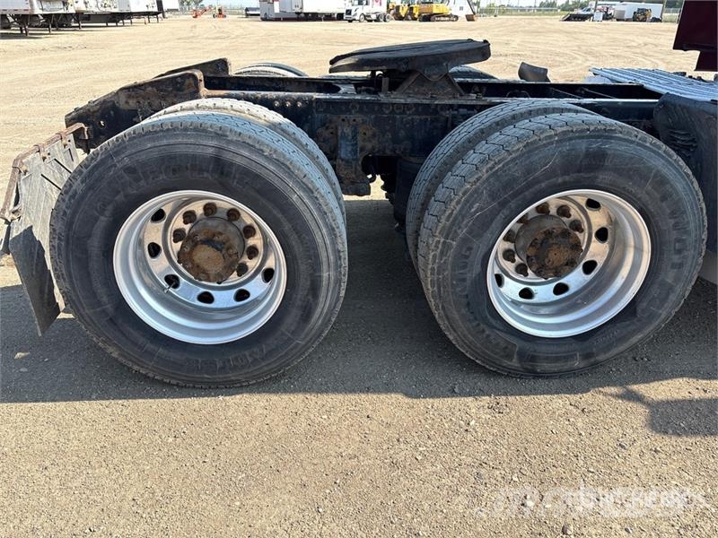 Volvo VNL300 6x4 T/A Day Cab Truck Tractor Prime Movers