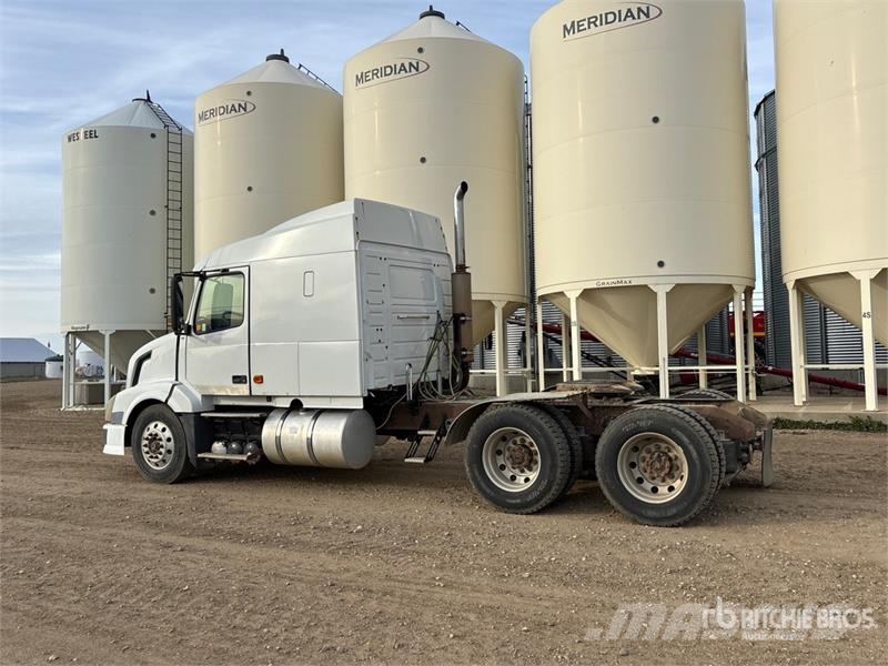 Volvo VNL630 Tracteur routier