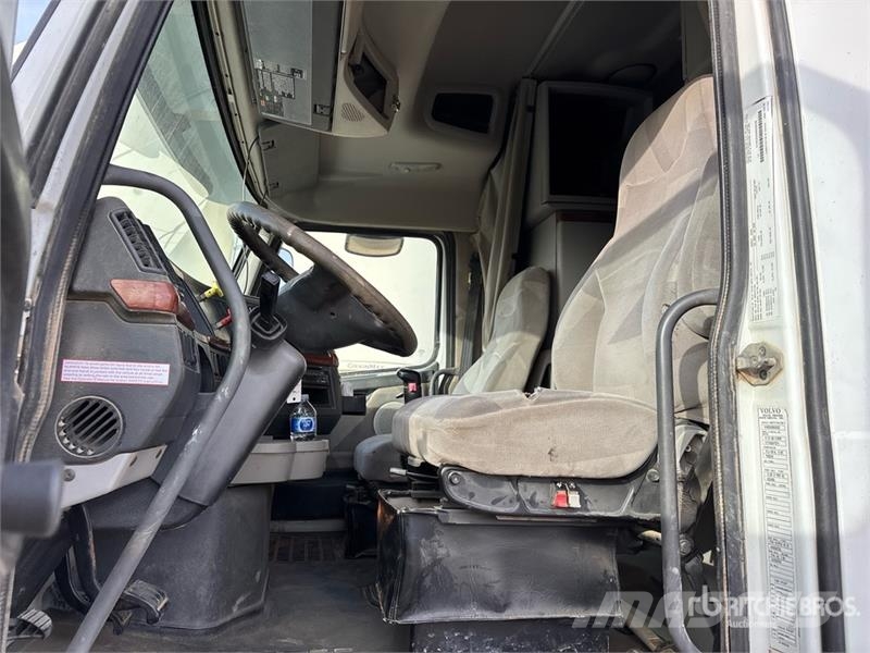 Volvo VNL630 Motrici e Trattori Stradali
