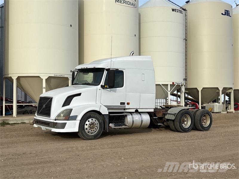 Volvo VNL630 Tracteur routier