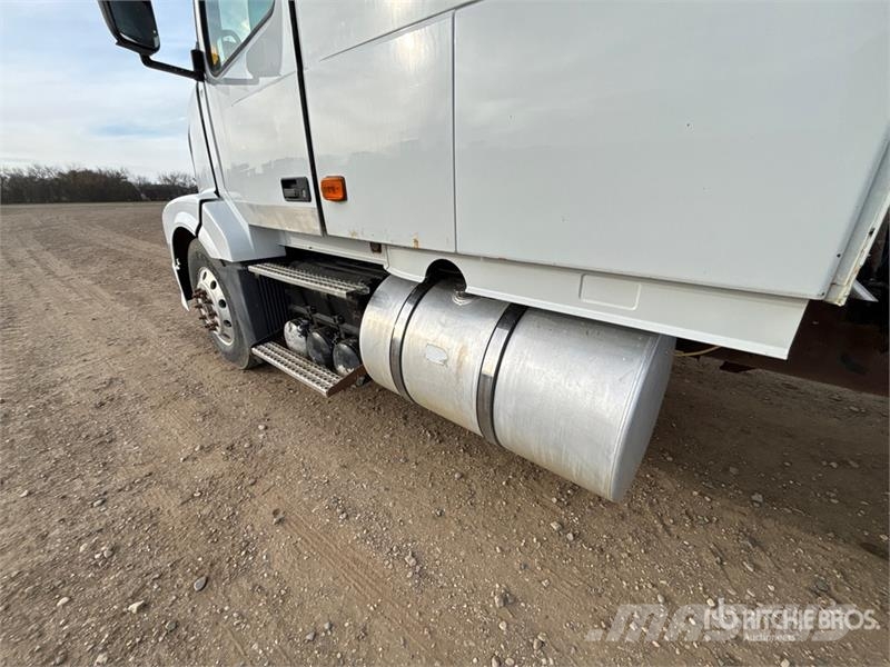 Volvo VNL630 Tracteur routier