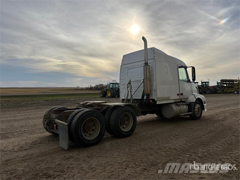 Volvo VNL630 Tracteur routier