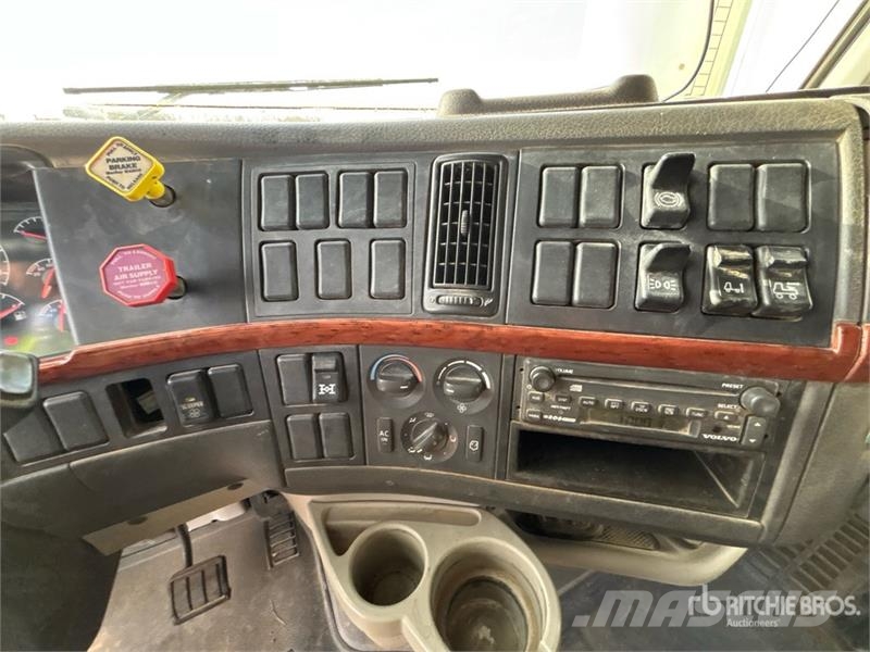 Volvo VNL630 Motrici e Trattori Stradali