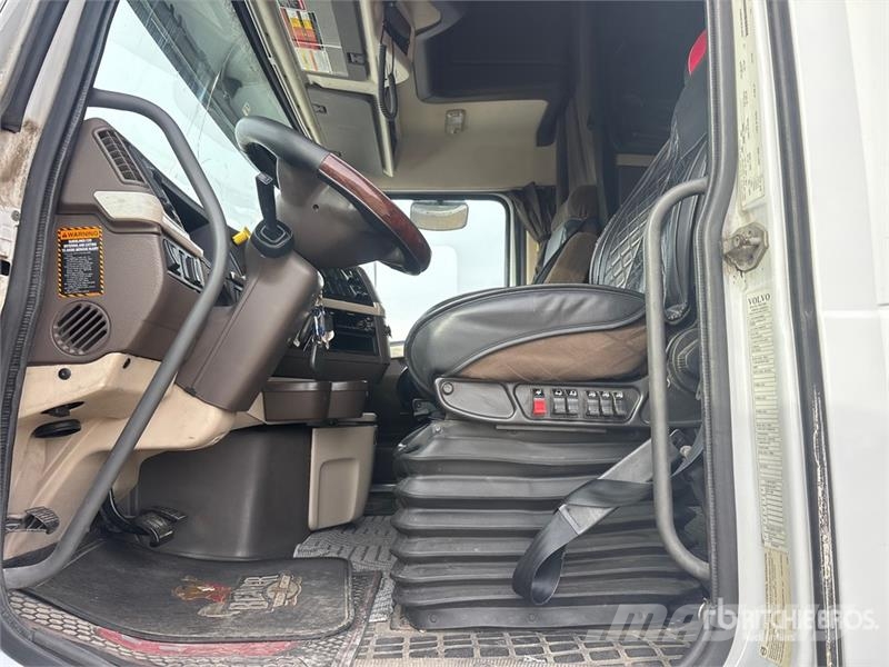 Volvo VNL64 Tegljači