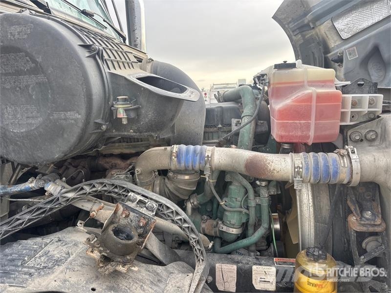 Volvo VNL64 Tegljači