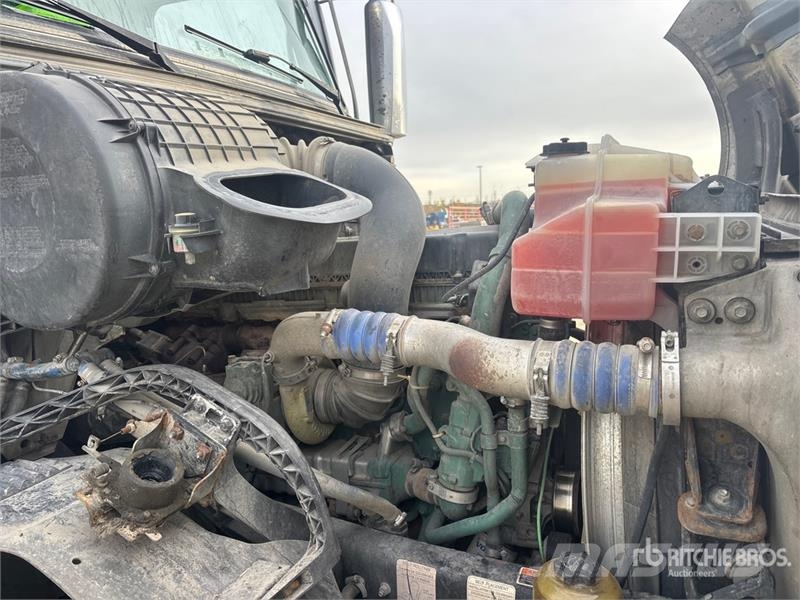 Volvo VNL64 Tegljači
