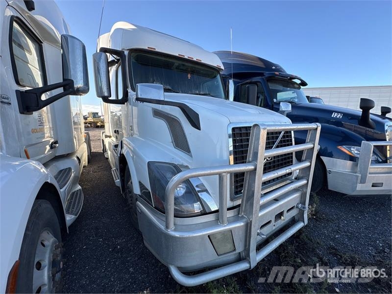 Volvo VNL64T Tracteur routier