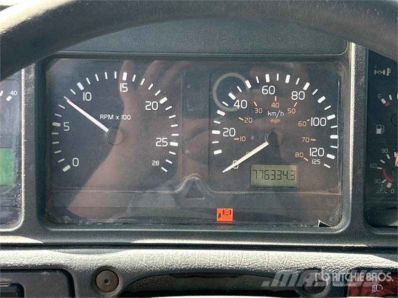 Volvo VNL64T Τράκτορες