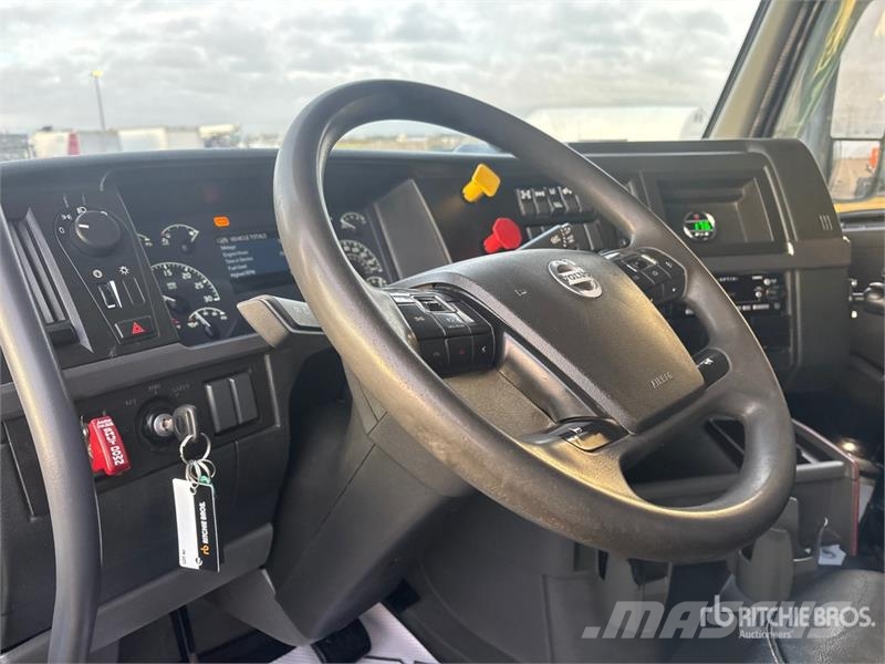 Volvo VNL64T Nyergesvontatók