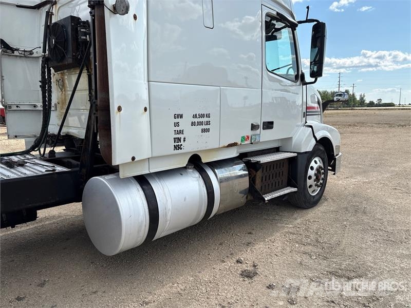 Volvo VNL64T Prime Movers