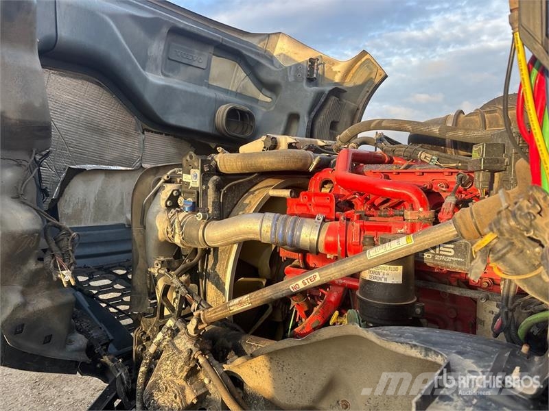Volvo VNL64T Nyergesvontatók