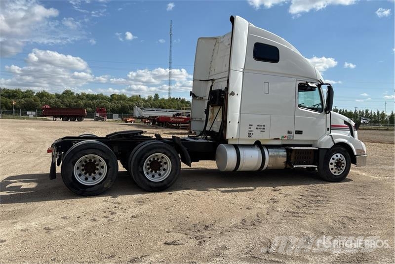 Volvo VNL64T Prime Movers