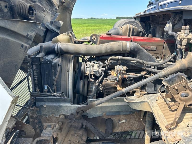 Volvo VNL64T Τράκτορες