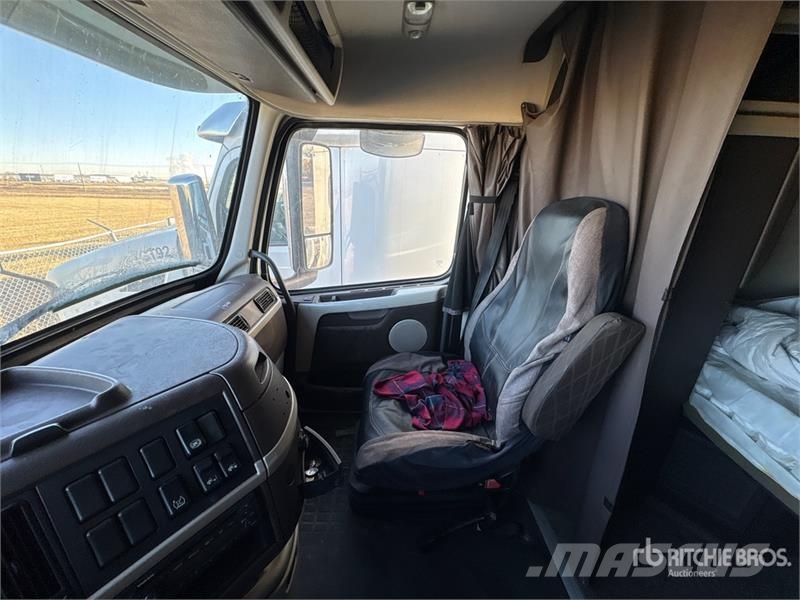 Volvo VNL64T Tracteur routier