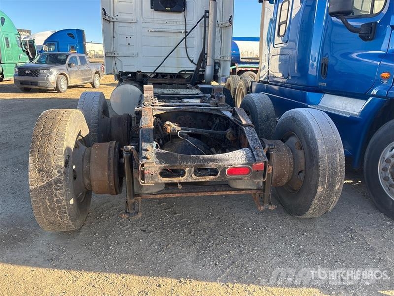 Volvo VNL64T670 Nyergesvontatók