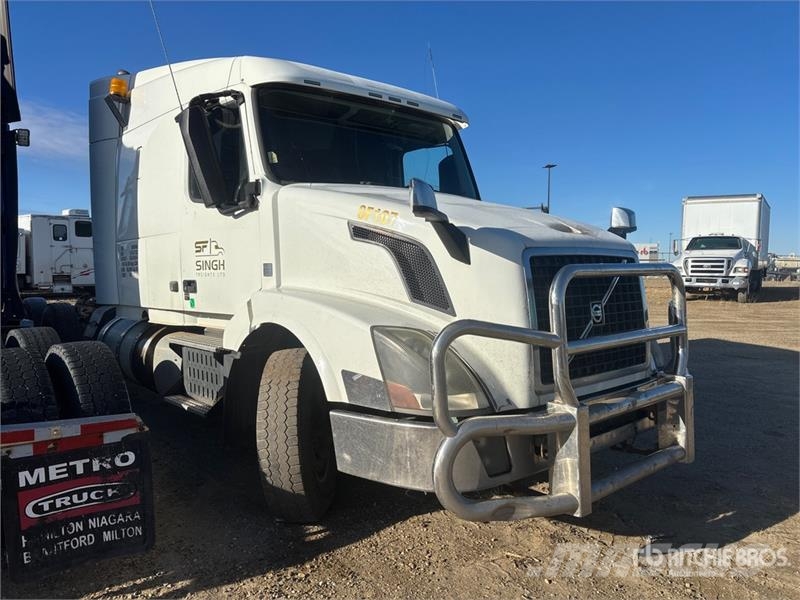 Volvo VNL64T670 Nyergesvontatók