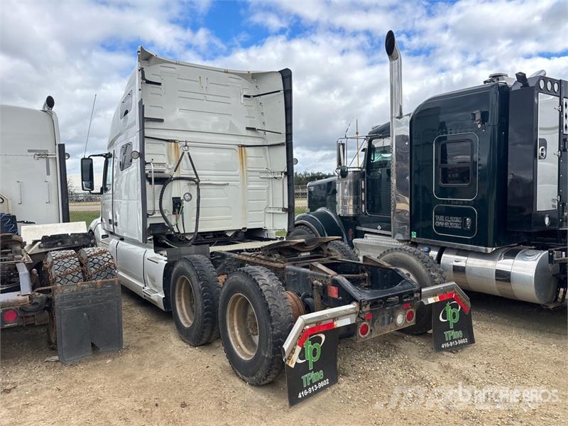 Volvo VNL760 트랙터 유닛