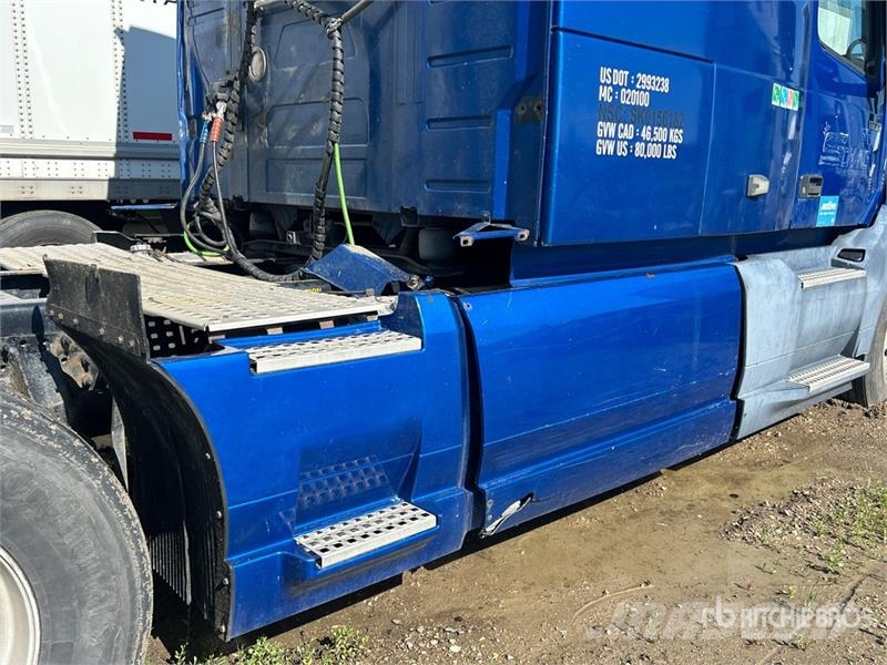 Volvo VNL760 Trekkers
