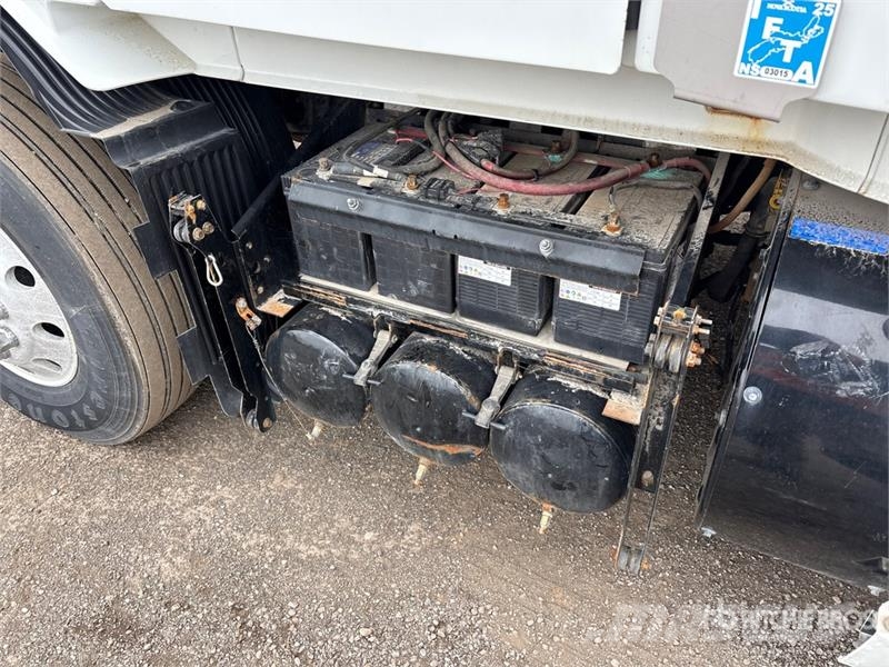 Volvo VNL760 Tegljači