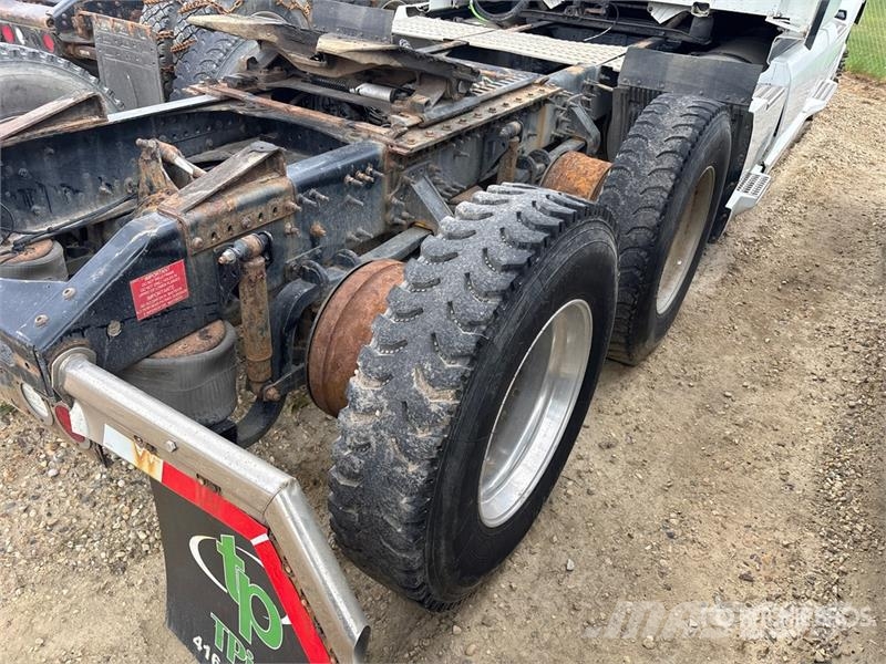 Volvo VNL760 트랙터 유닛