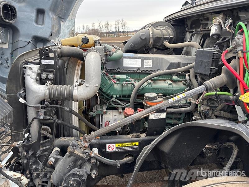 Volvo VNL760 Tegljači