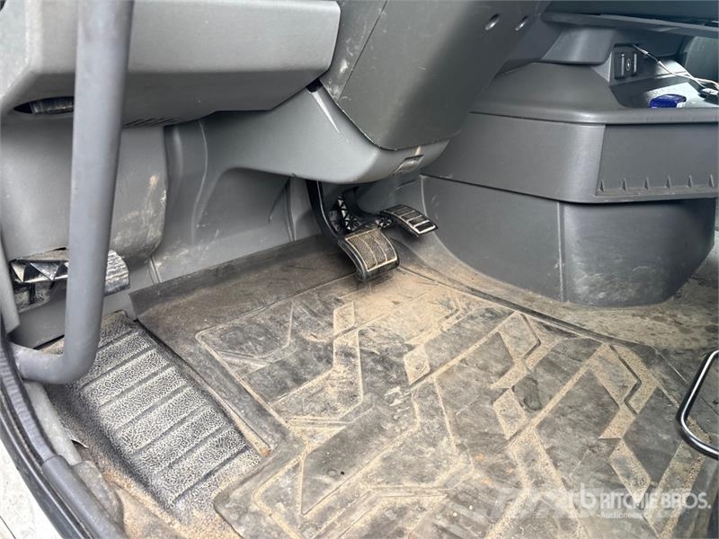Volvo VNL760 Vetopöytäautot