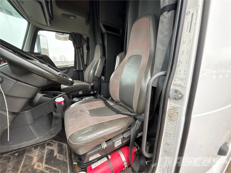Volvo VNL760 Tegljači