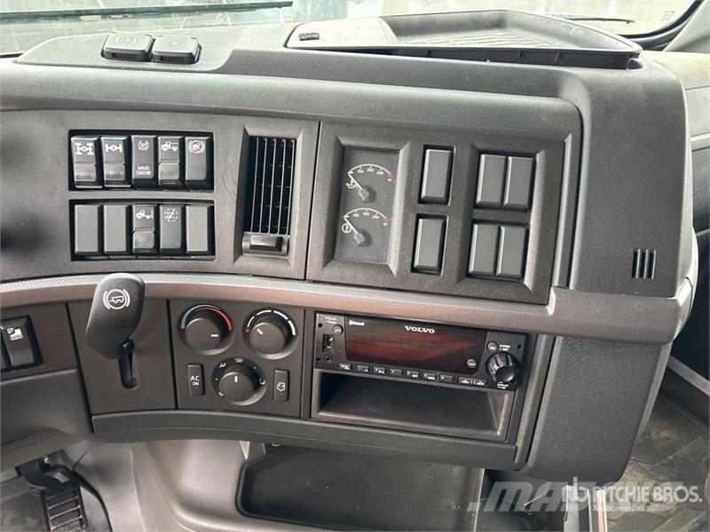 Volvo VNL760 Tegljači