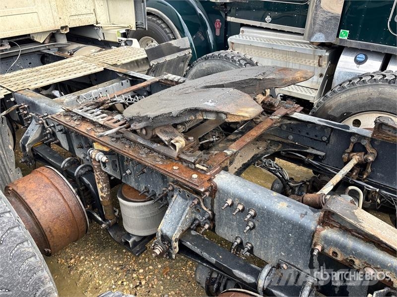 Volvo VNL760 Vetopöytäautot