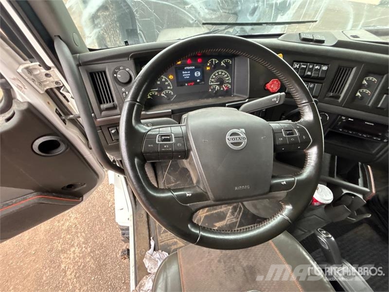 Volvo VNL760 Tegljači