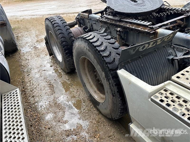 Volvo VNL760 Vetopöytäautot