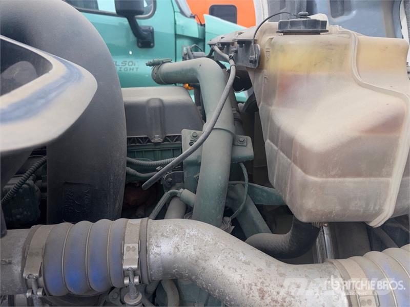 Volvo VNL760 Sattelzugmaschinen
