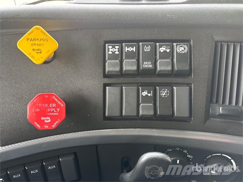 Volvo VNL760 Tahače