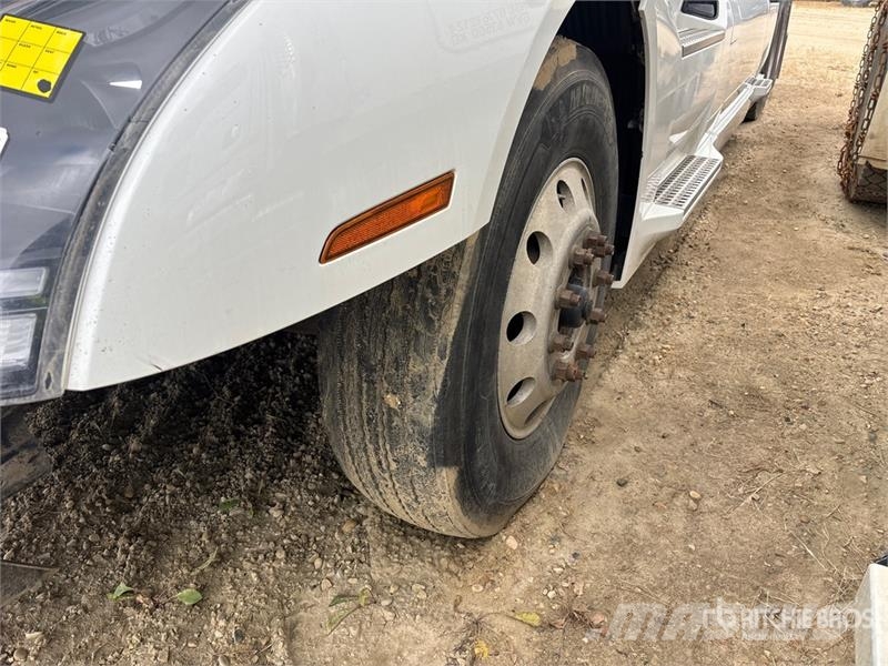 Volvo VNL760 트랙터 유닛