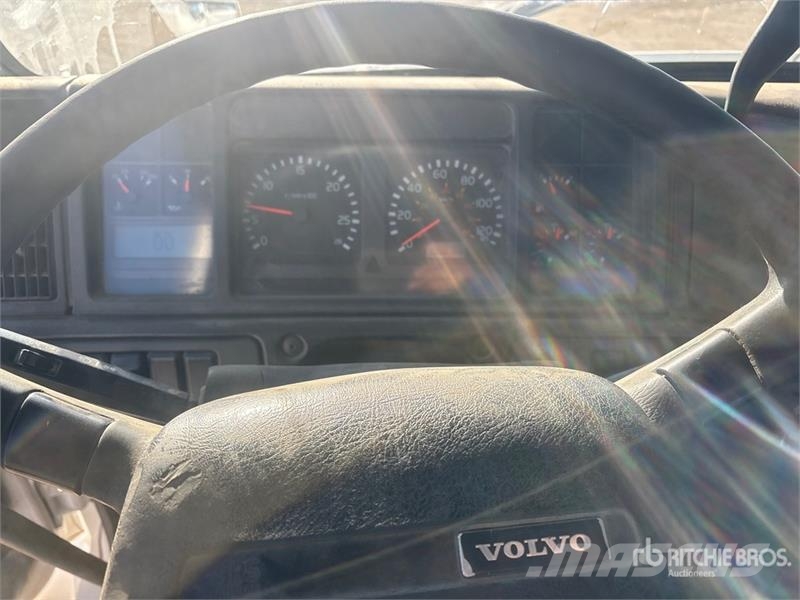 Volvo VNM Vlačilci