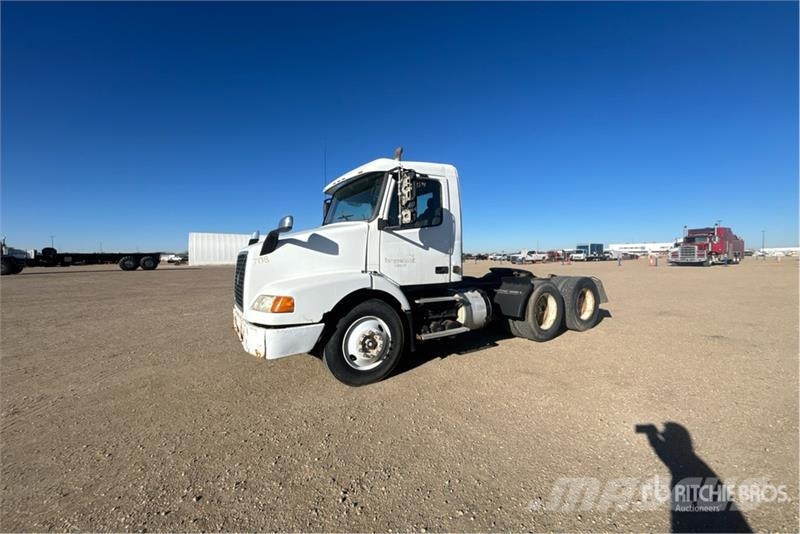 Volvo VNM Vlačilci