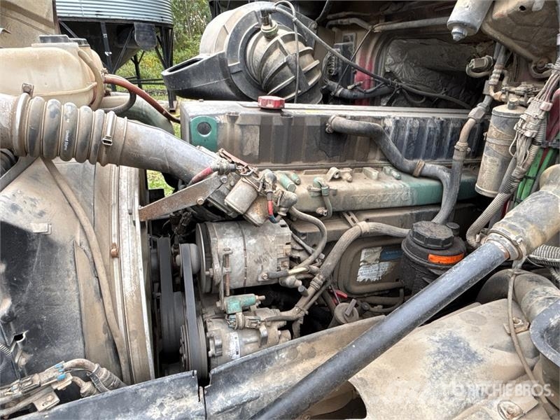 Volvo VNM64T Çekiciler
