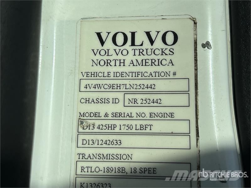 Volvo VNR 6x4 T/A Day Cab Truck Tractor Sattelzugmaschinen