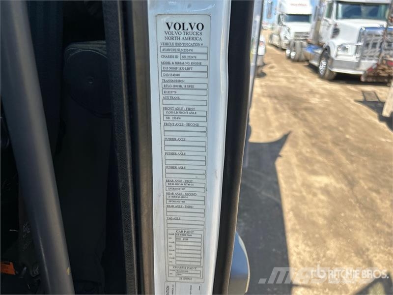 Volvo VNR 6x4 T/A Sleeper Truck Tractor Trekkers