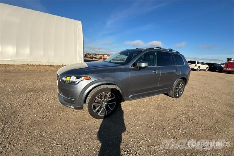 Volvo XC90 Automobili