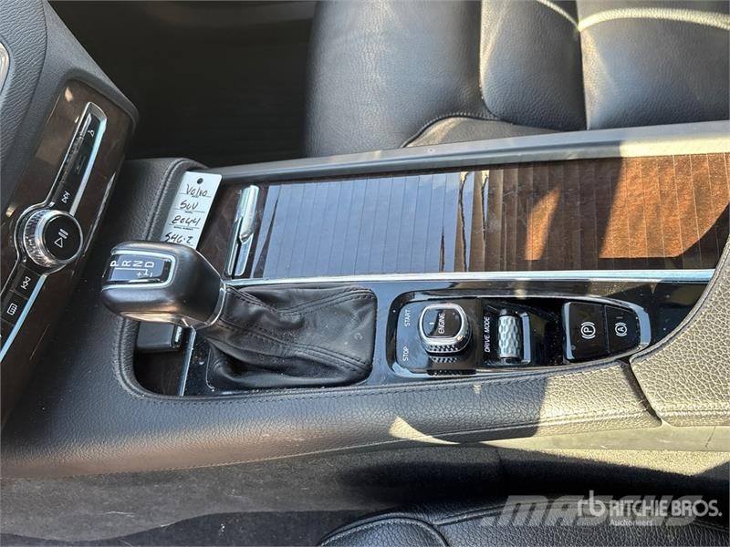 Volvo XC90 Automobili