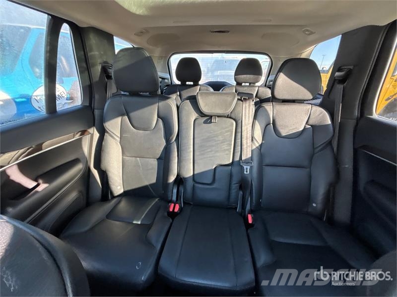 Volvo XC90 Automobili