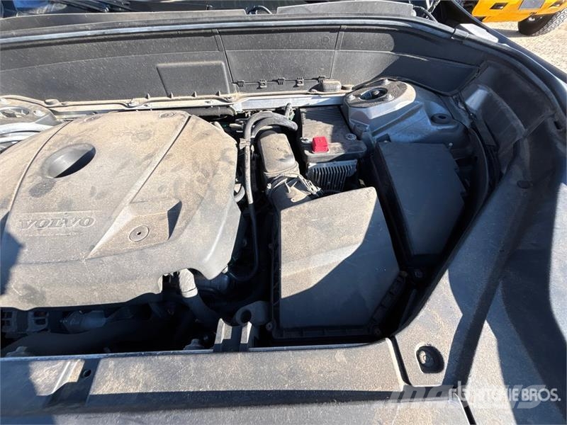 Volvo XC90 Automobili
